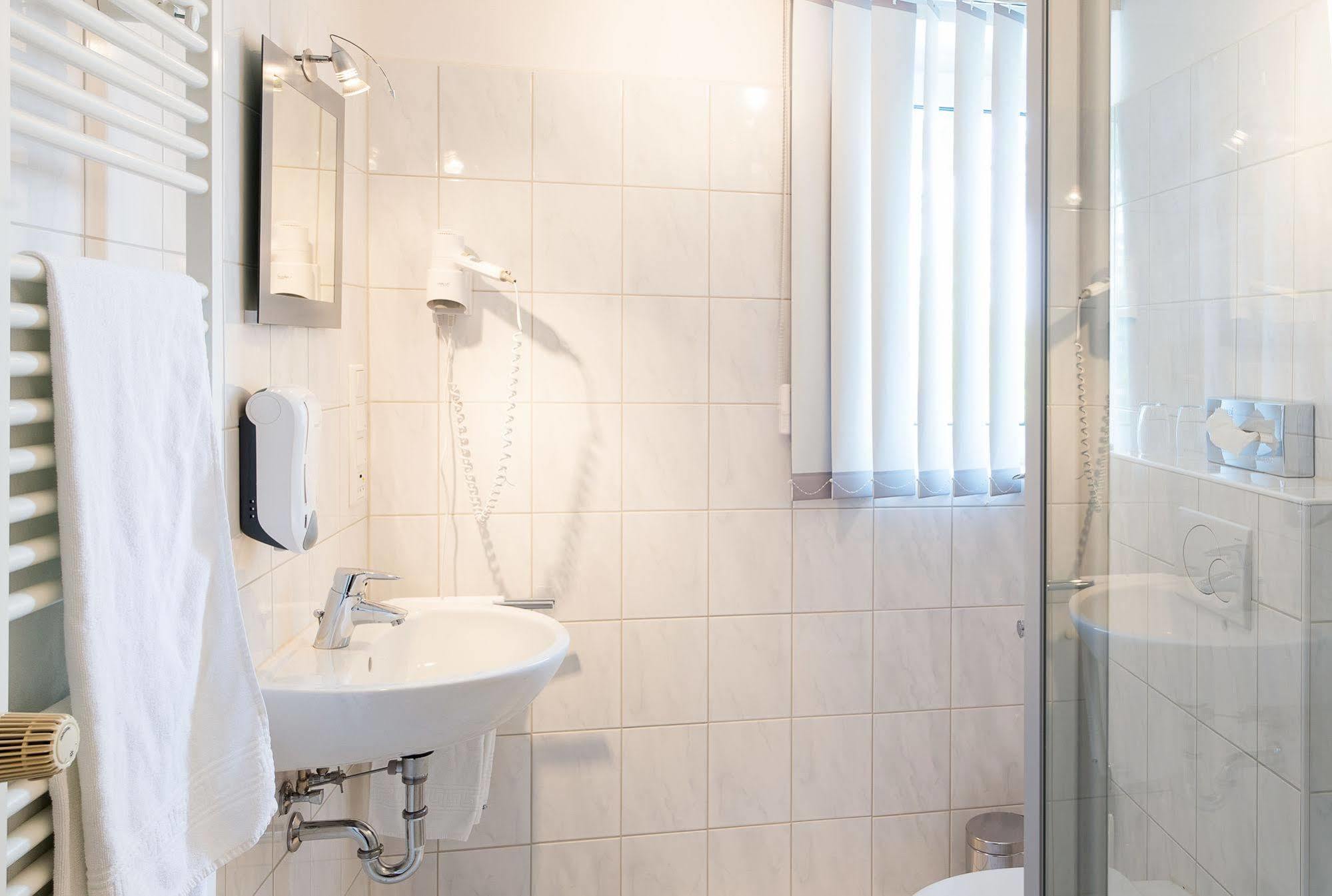 Hotel Luisenhof Mettmann Kültér fotó
