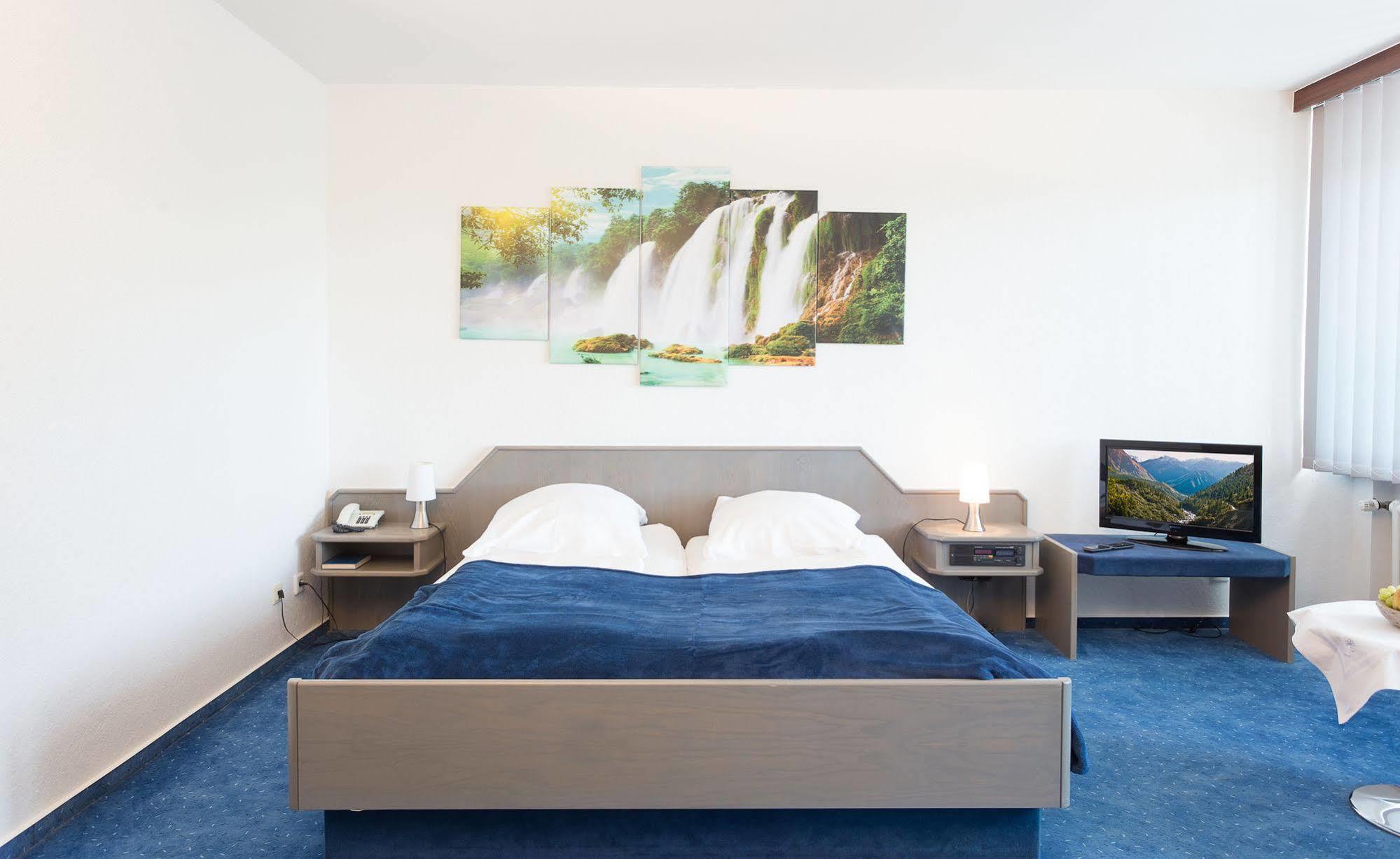 Hotel Luisenhof Mettmann Kültér fotó